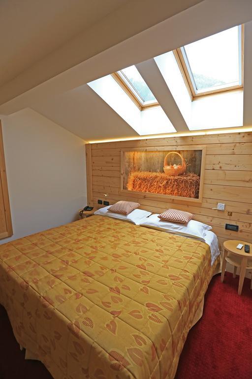 Hotel Ladina Campitello di Fassa Room photo
